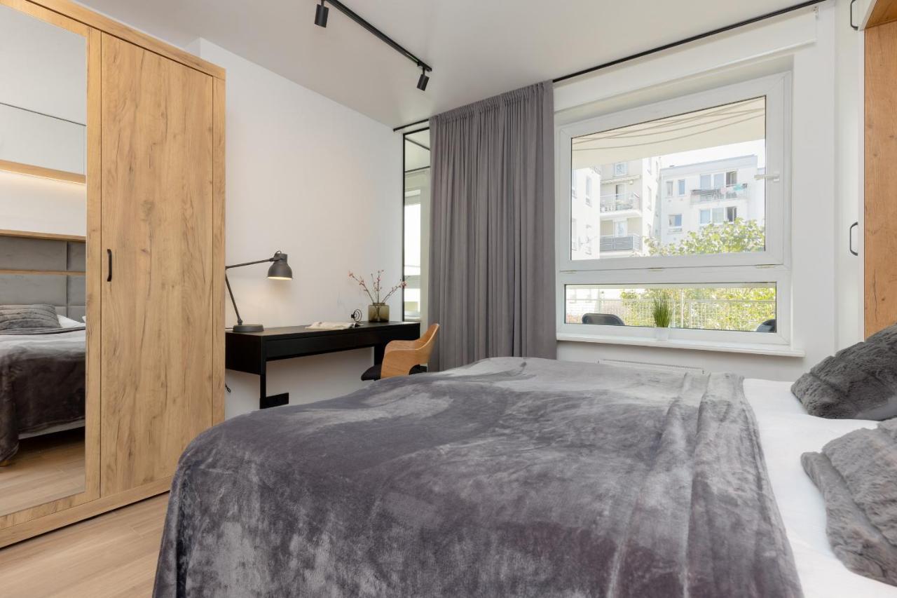 Warsaw Stylish By Renters